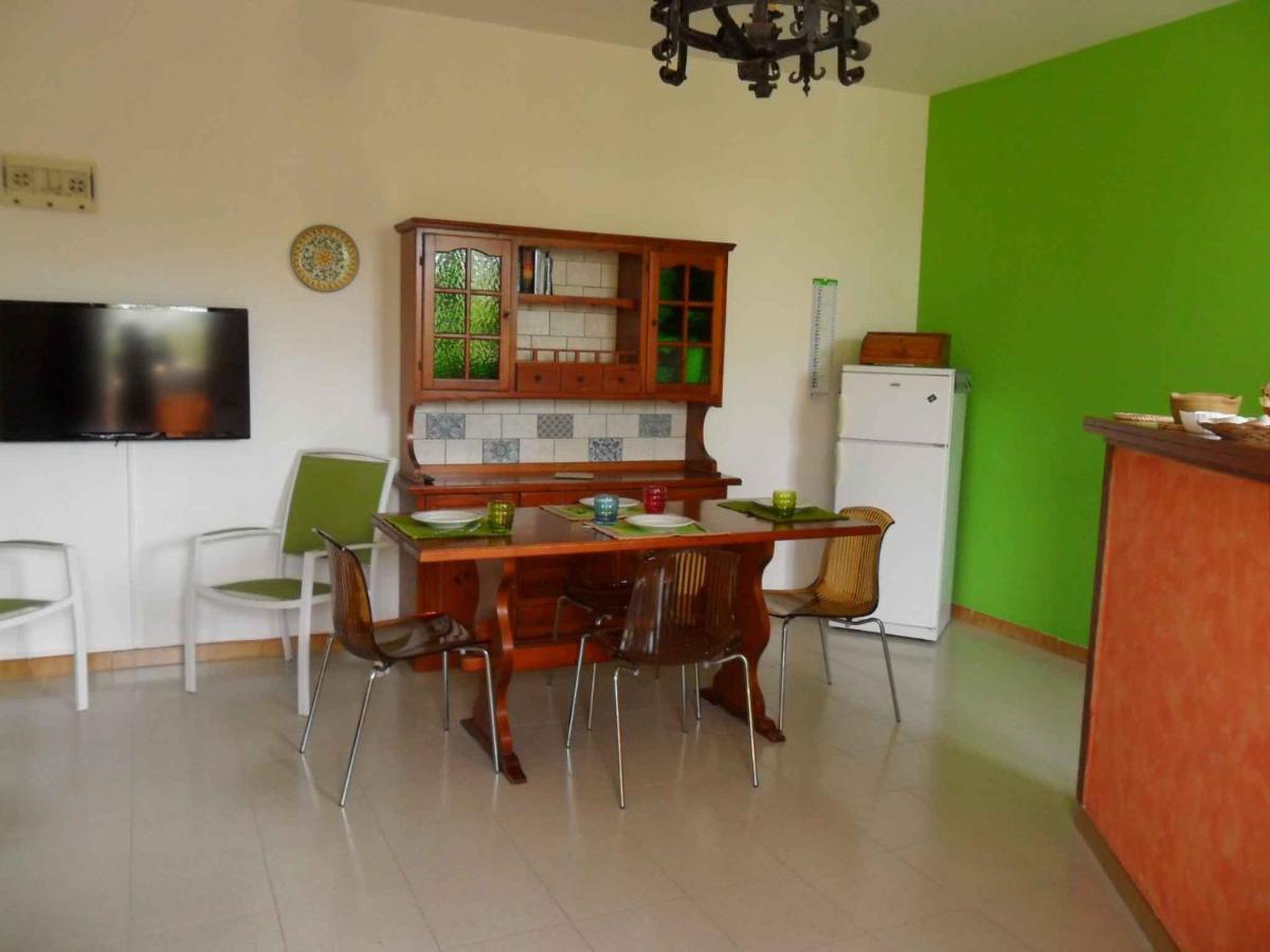 La Casa di Peppe Apartment Favignana Bagian luar foto